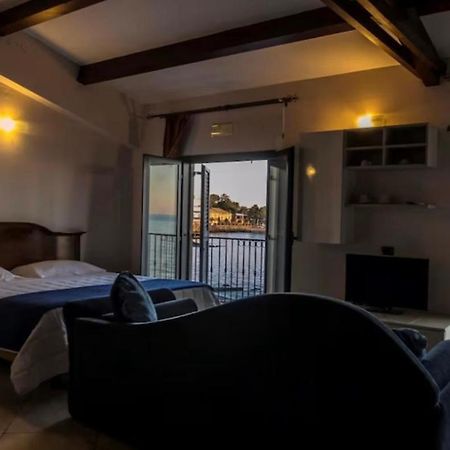 B&B Capomulini Bagian luar foto